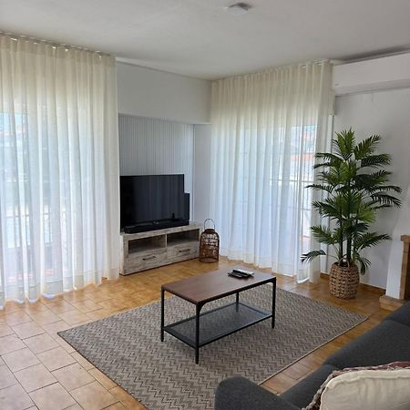 אלבופיירה Cozy Apartment Oura Beach מראה חיצוני תמונה