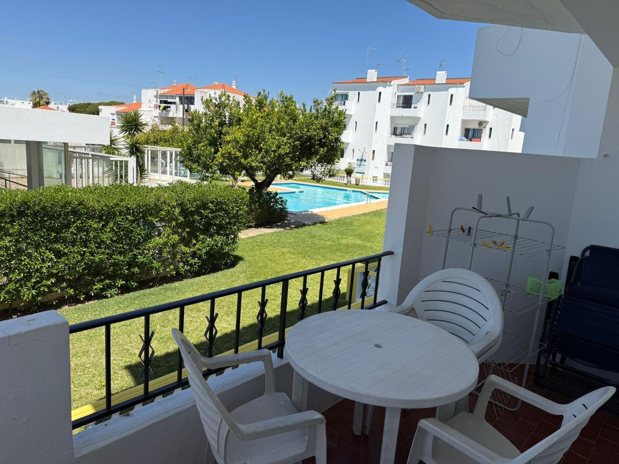 אלבופיירה Cozy Apartment Oura Beach מראה חיצוני תמונה