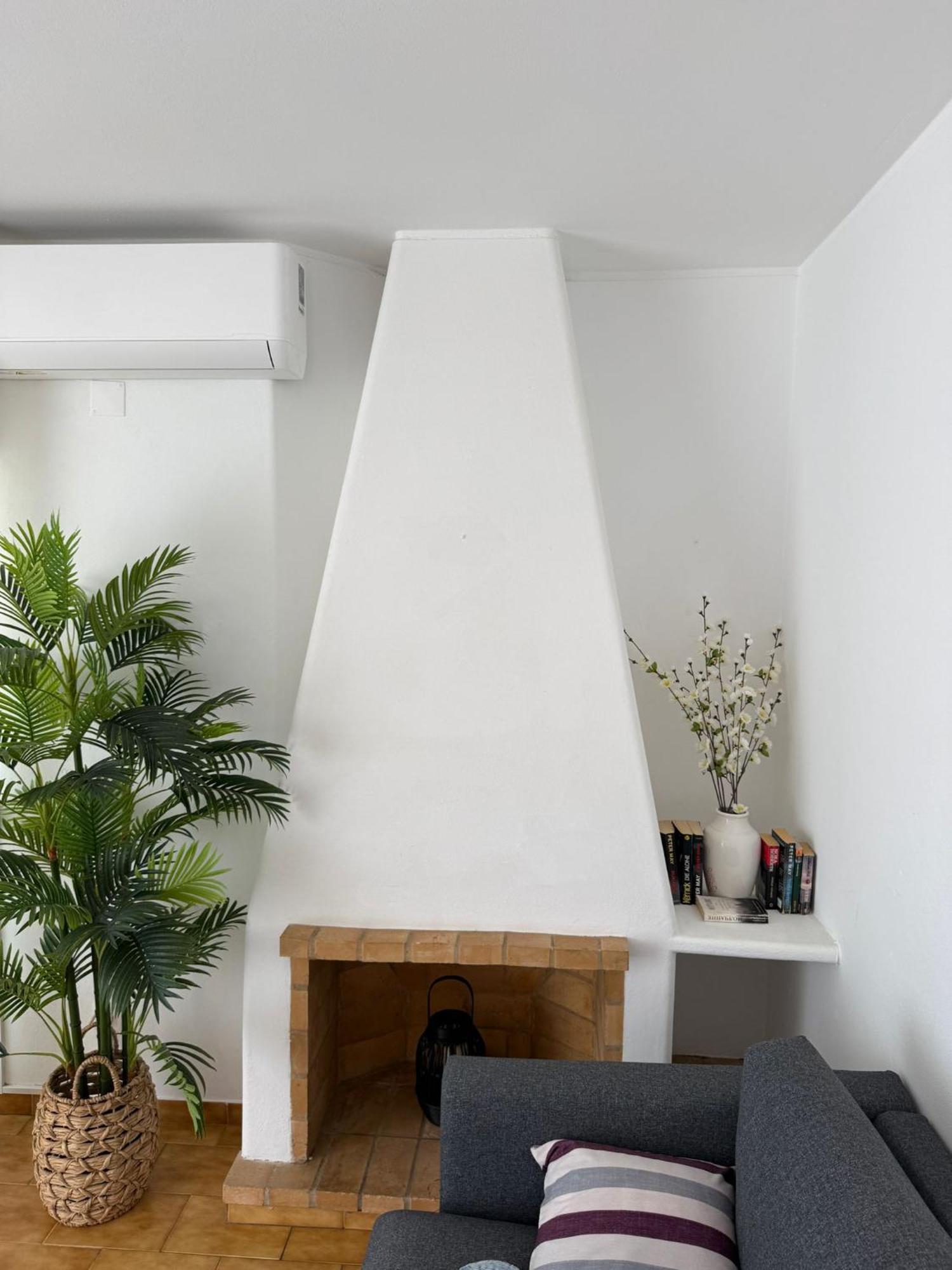 אלבופיירה Cozy Apartment Oura Beach מראה חיצוני תמונה